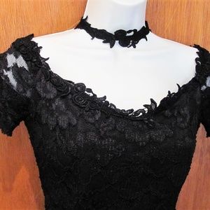 Black lace "Pretty Woman" dress with neck piece